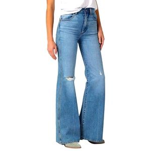 ✨Wrangler✨ Wanderer High Rise flare